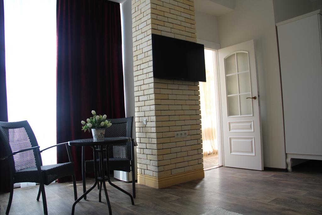 Misteriya Hotel Kharkiv Extérieur photo